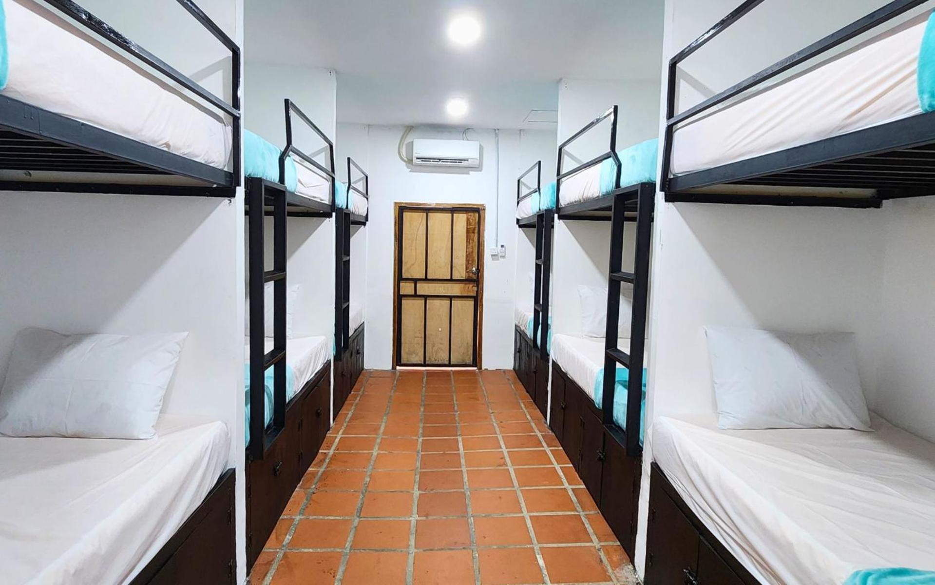 Hostel Mad Monkey Koh Rong Kaoh Touch Exterior foto