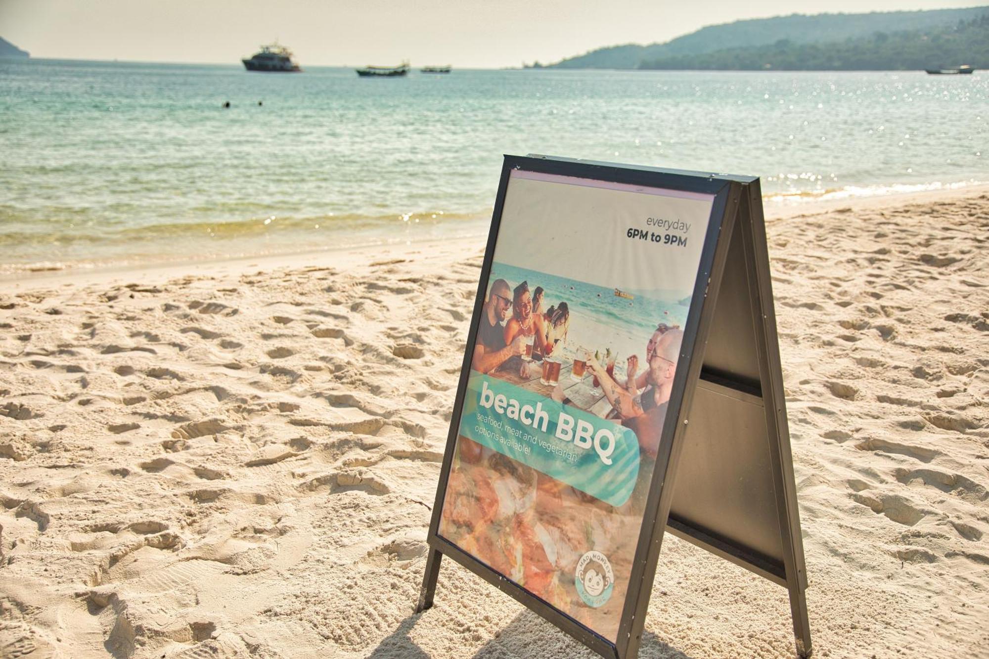 Hostel Mad Monkey Koh Rong Kaoh Touch Exterior foto