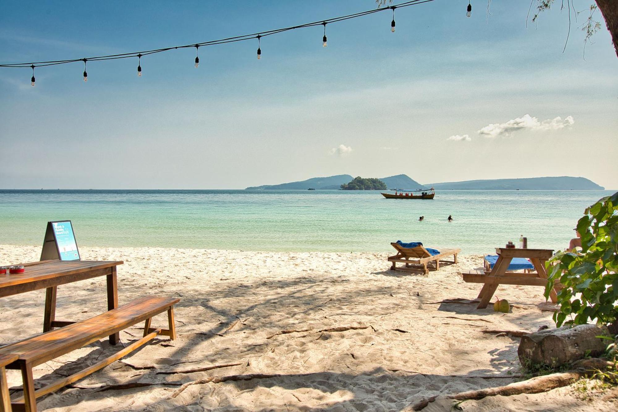 Hostel Mad Monkey Koh Rong Kaoh Touch Exterior foto